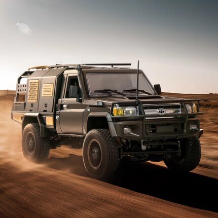 4WD off-road Climbing Vehicle 1:12 Full Scale RC Car Electric Erawler Remote ControlCar Model Toy Gifts