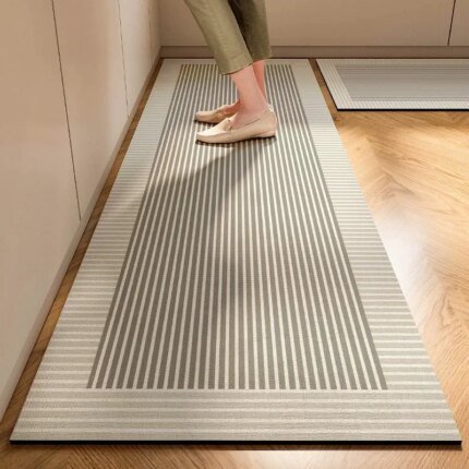 Japanese Style Soft Kitchen Diatomite Mud Floor Mat, Super Anti Slip, Super Absorbent, Easy to Handle Carpet