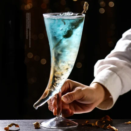 410ml High Borosilicate Horn Shape Cocktail Martini Beer Drinking Glass Cup Creative Cocktail Glasses