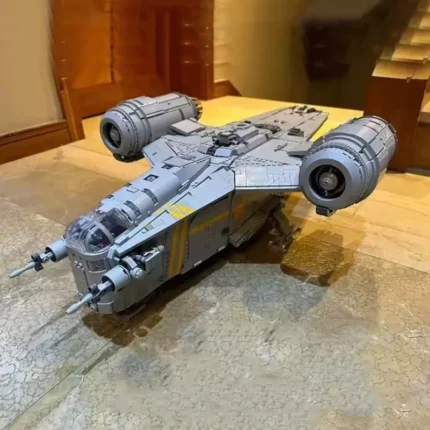 6187Pcs The Razor Crest Building Blocks Model Compatible 75331 Spacecraft Bricks Toys for Boys Birthday Gifts ﻿decoration